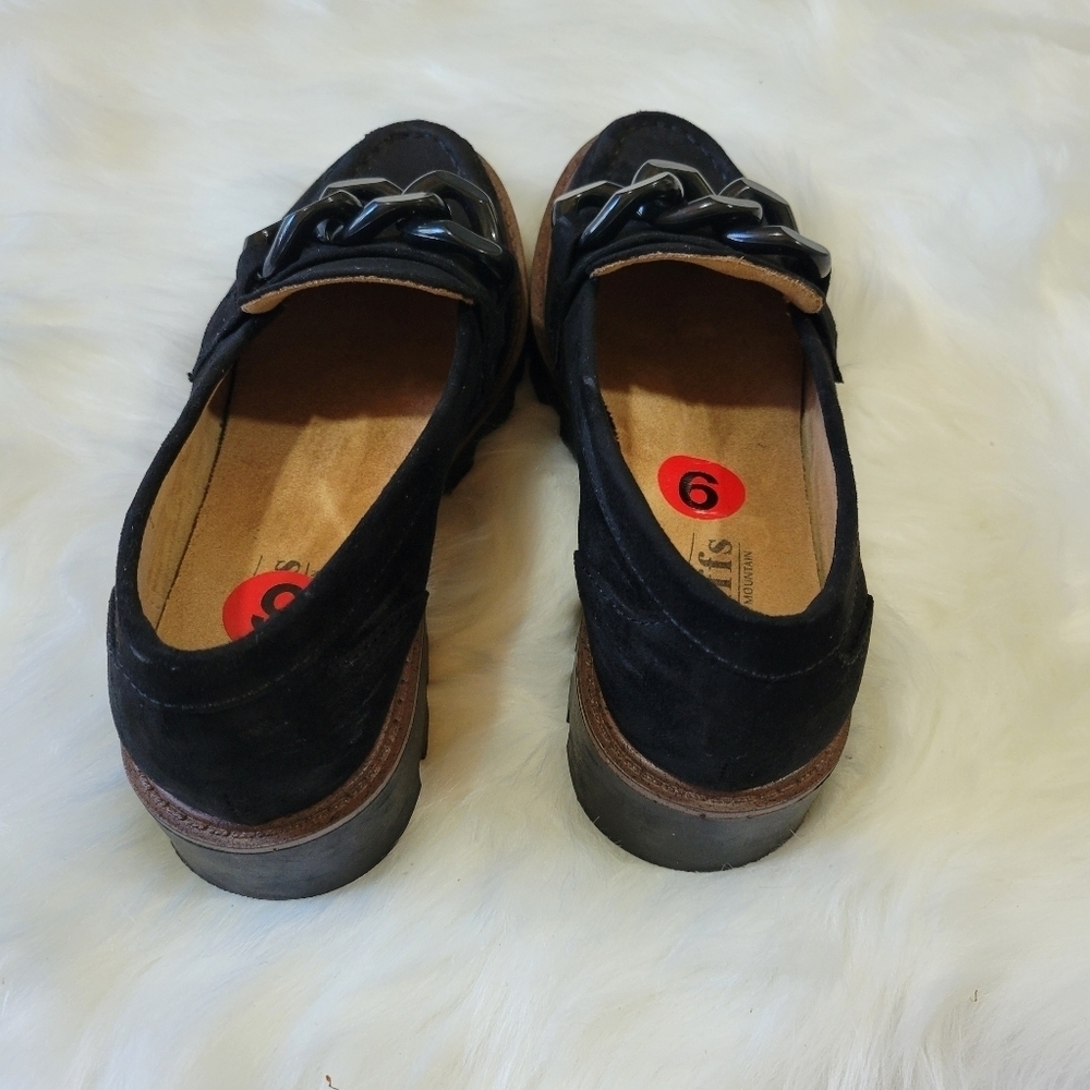 Cliffs by White Mountain Black Chain Loafers - Picture 4 of 8